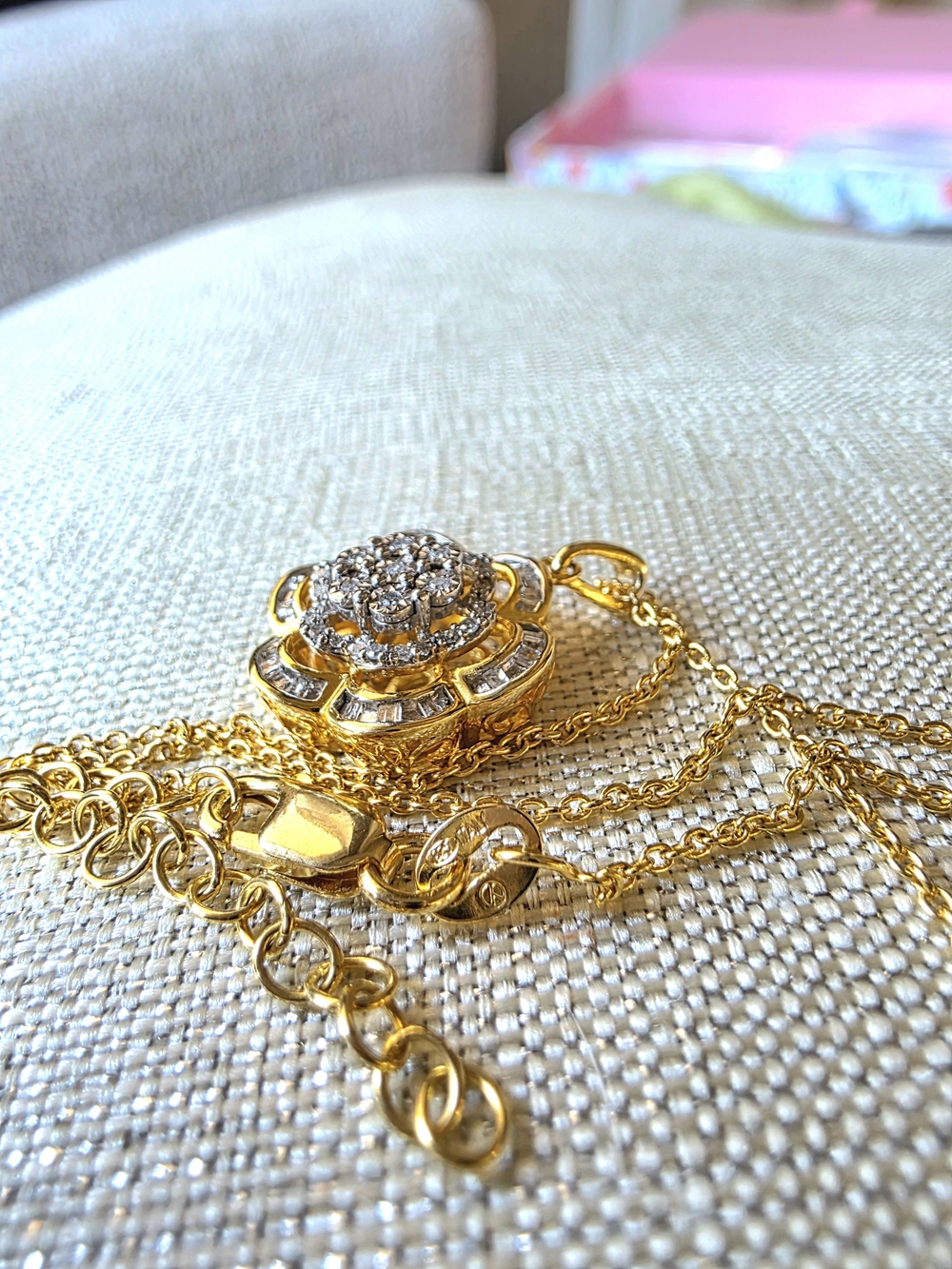 925 Sterling Silver Two-Tone Gold Plated 3D Tiered Camellia Flower Cluster Penda - Picture 10 of 11